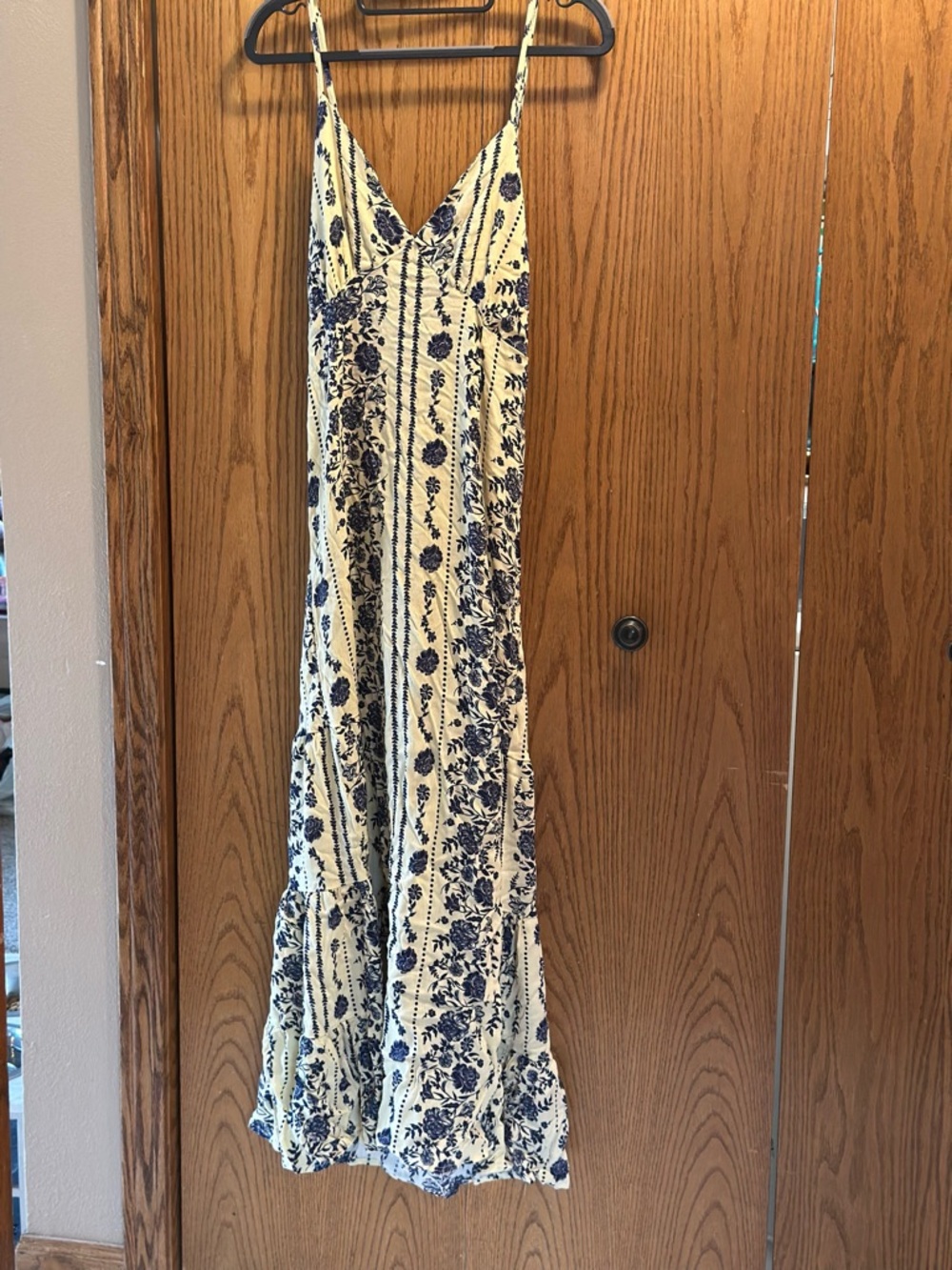 Rue21 Cream Maxi Dress with Navy Floral Print